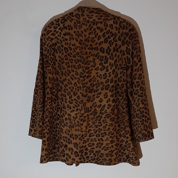 Vakko Suede Leather Leopard Print Jacket. - Picture 10 of 14